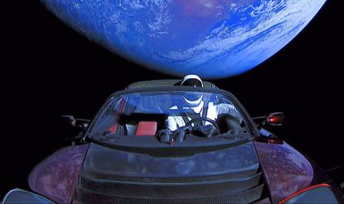 Tesla Roadster in SPACE
